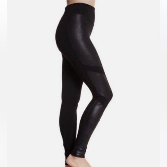 SPANX FAUX LEATHER MOTO PONTE LEGGINGS SIZE LARGE - Picture 2 of 10